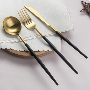 工厂专业定制细柄双色哑光结婚餐具黑金餐具套装 - Product Image 2