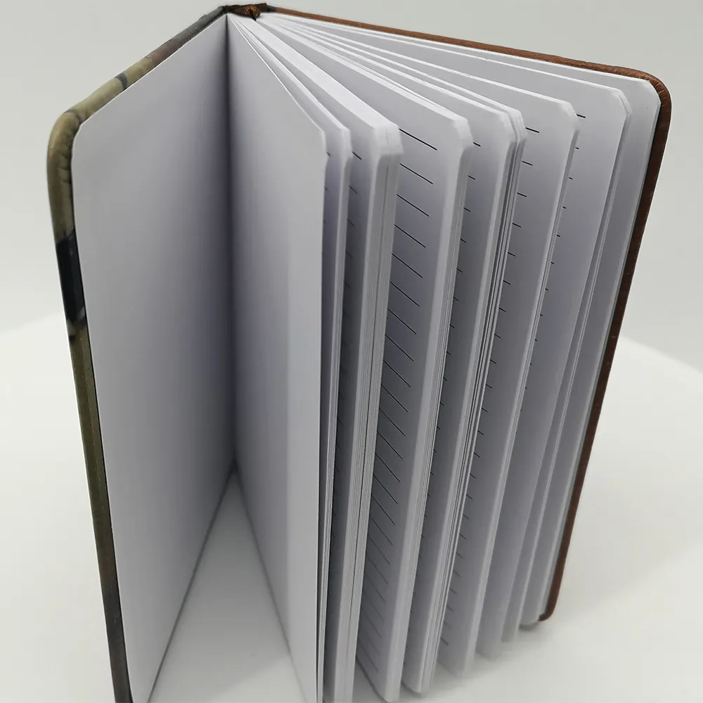 A5 dell'unità di elaborazione della copertura del cuoio professionale unico 6 fori raccoglitore ad anelli notebook con la penna