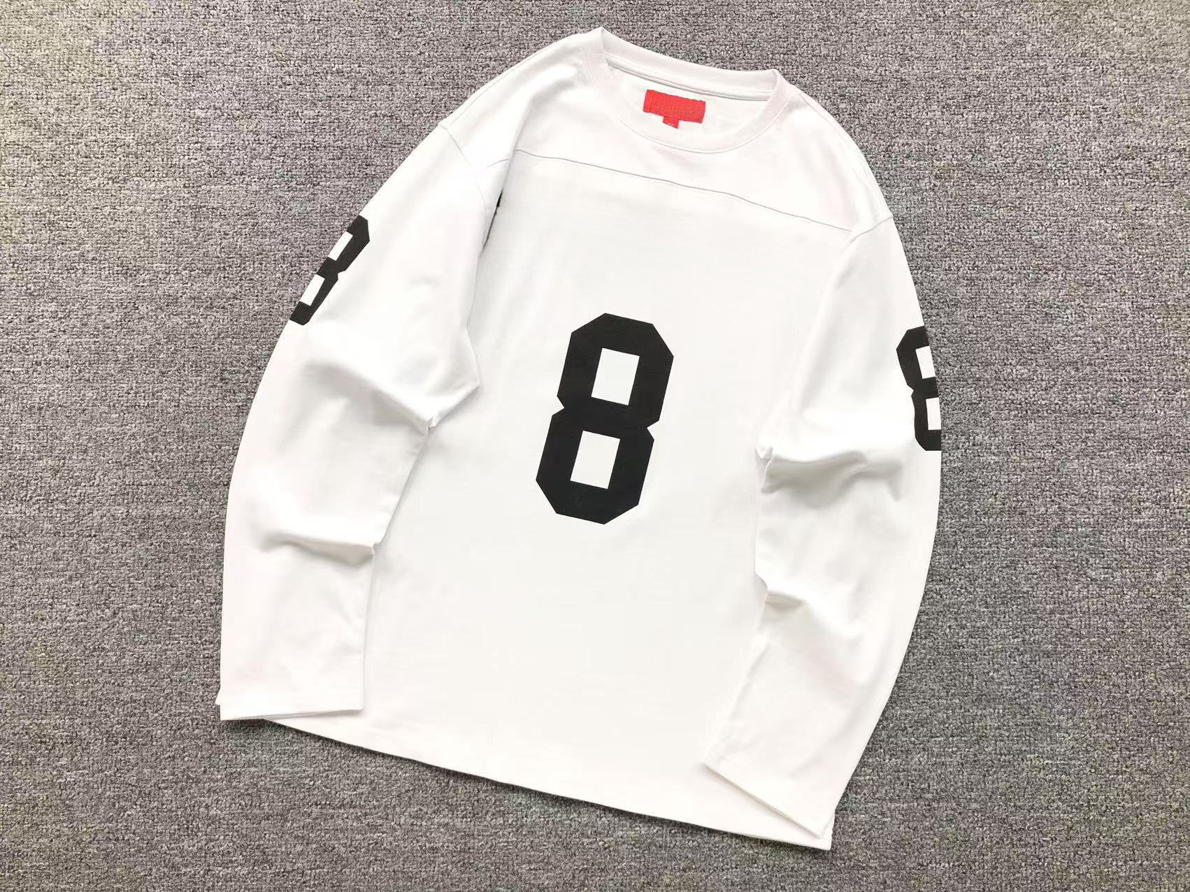 8-สีขาว