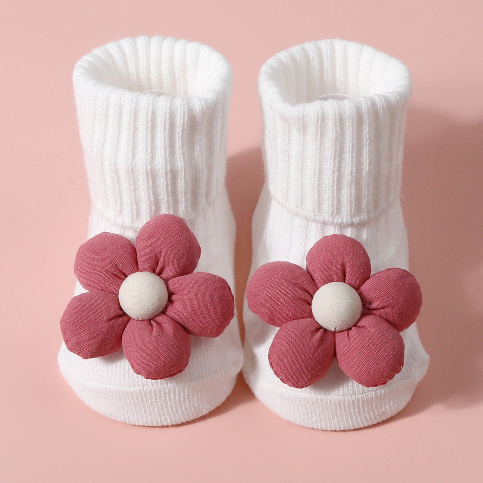 Fiore bianco rosa