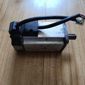 Estoque original do armazém do controlador PLC do servo motor MHMD042P1U