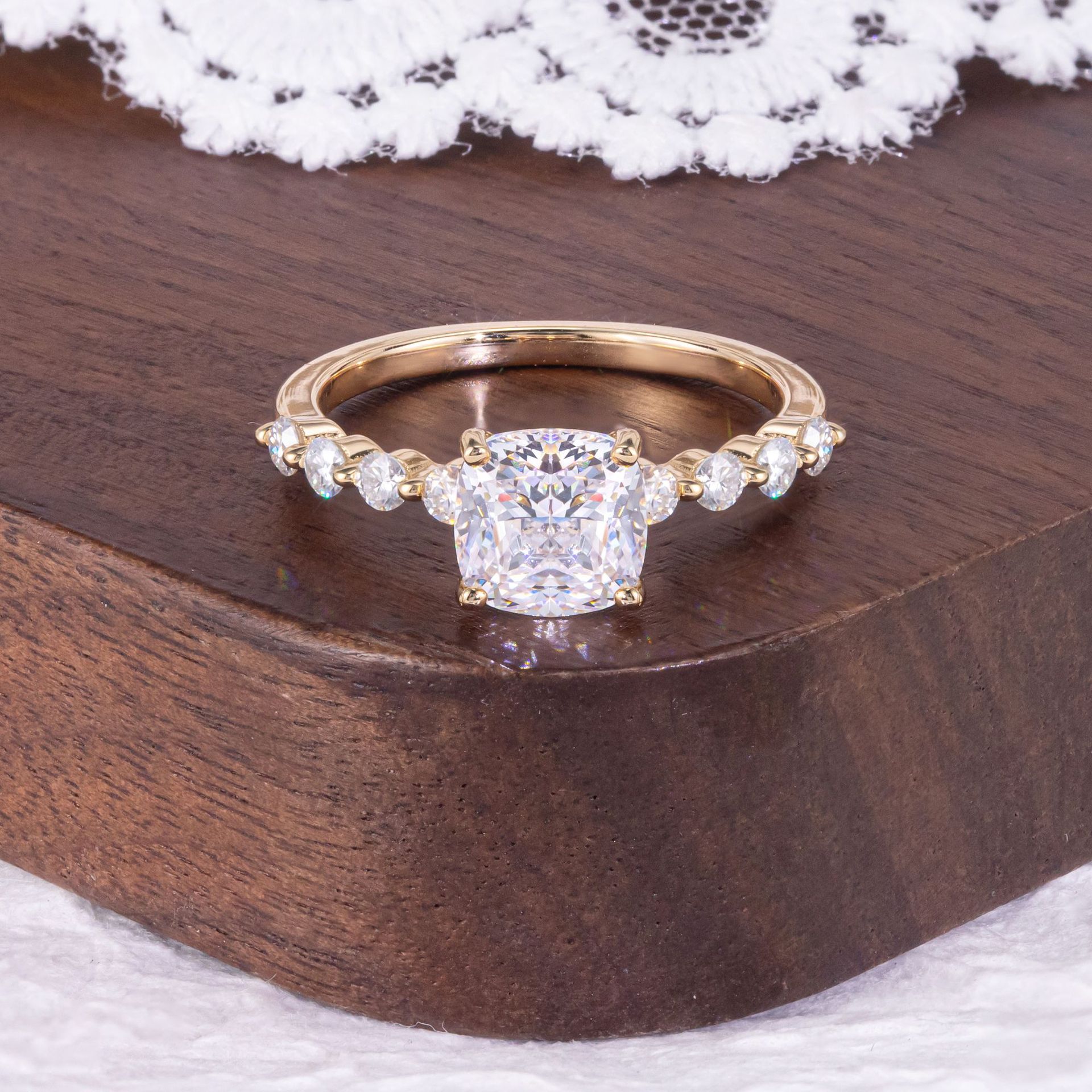 Bague moissanite 2 carats côté gros