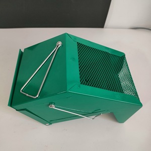 Máng ăn chất lượng cao bán chạy nhất làm bằng kim loại mạ kẽm cho thỏ trung chuyển động vật nhỏ. - Product Image 5