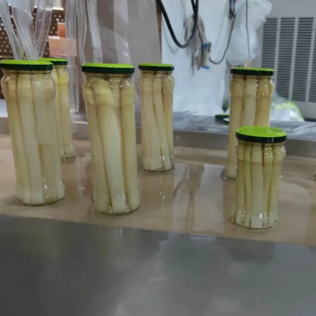 สายการผลิตหน่อไม้ฝรั่งเครื่องทำความสะอาดผักอัตโนมัติ