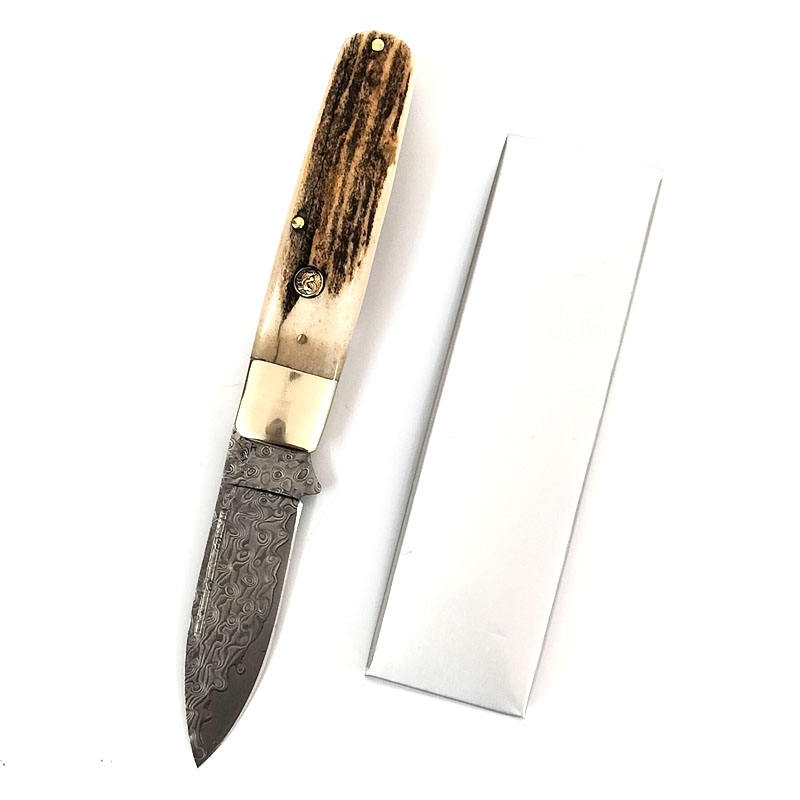 Couteau pliant en bois de cerf