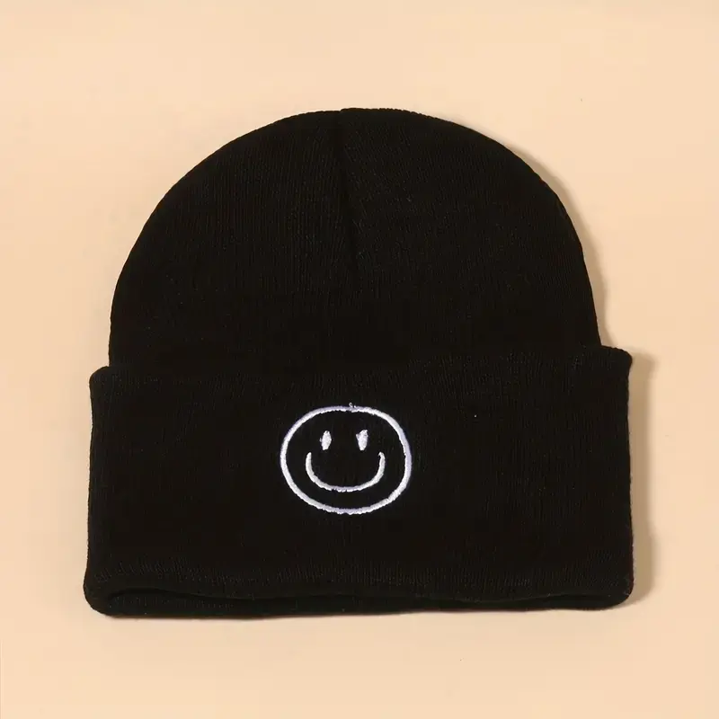 Özel kasketleri kış nakış logosu örme şapka Bennie şapka örgü kış şapka bere özelleştirilmiş renkler ve Logo