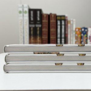 中国工厂定制精装书印刷盒装订图片定制精装书 - Product Image 4