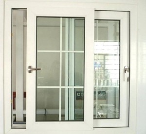 Finestra scorrevole a tre binari resistente agli agenti atmosferici personalizzata di alta qualità con schermo costruito per la longevità e le prestazioni in tutti i climi - Product Image 4