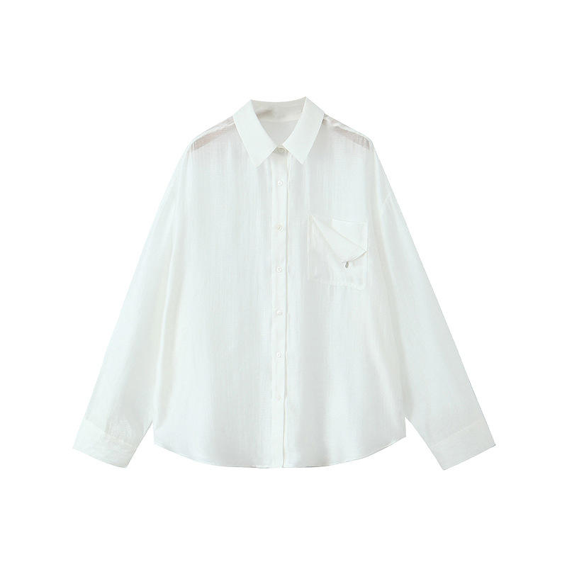 เสื้อเชิ้ตสีขาว