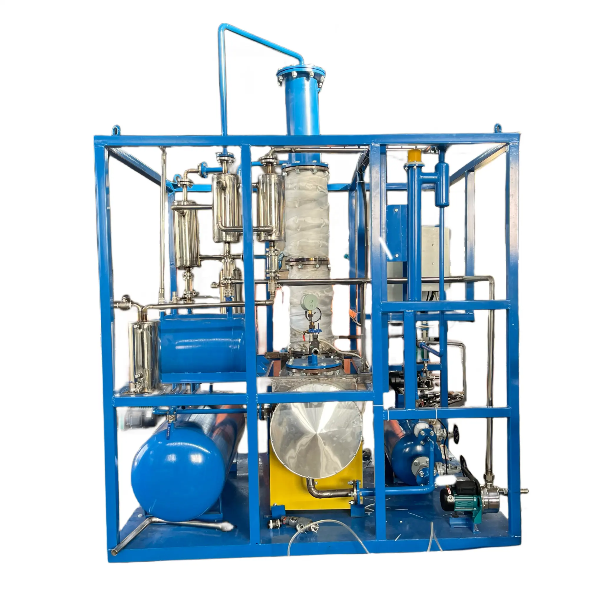 Le processus de distillation des huiles usées a utilisé l'huile moteur dans l'huile de base et le diesel