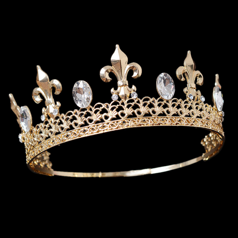 Adjustable white diamond crown in gold