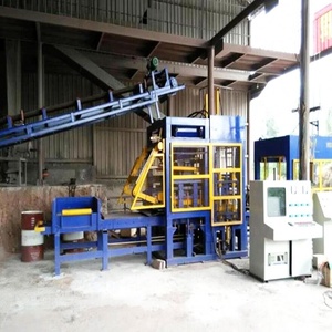 Macchina per la produzione di mattoni refrattari a macchina per la produzione di blocchi idraulici da 2500 tonnellate in vendita