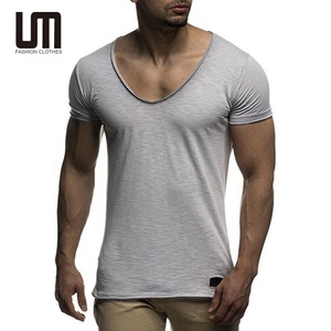 Liu <span class=keywords><strong>Ming</strong></span> 2025 Nieuwjaar Zomer Heren Mode Casual V-Hals Kleding Tops Korte Mouw T-Shirts