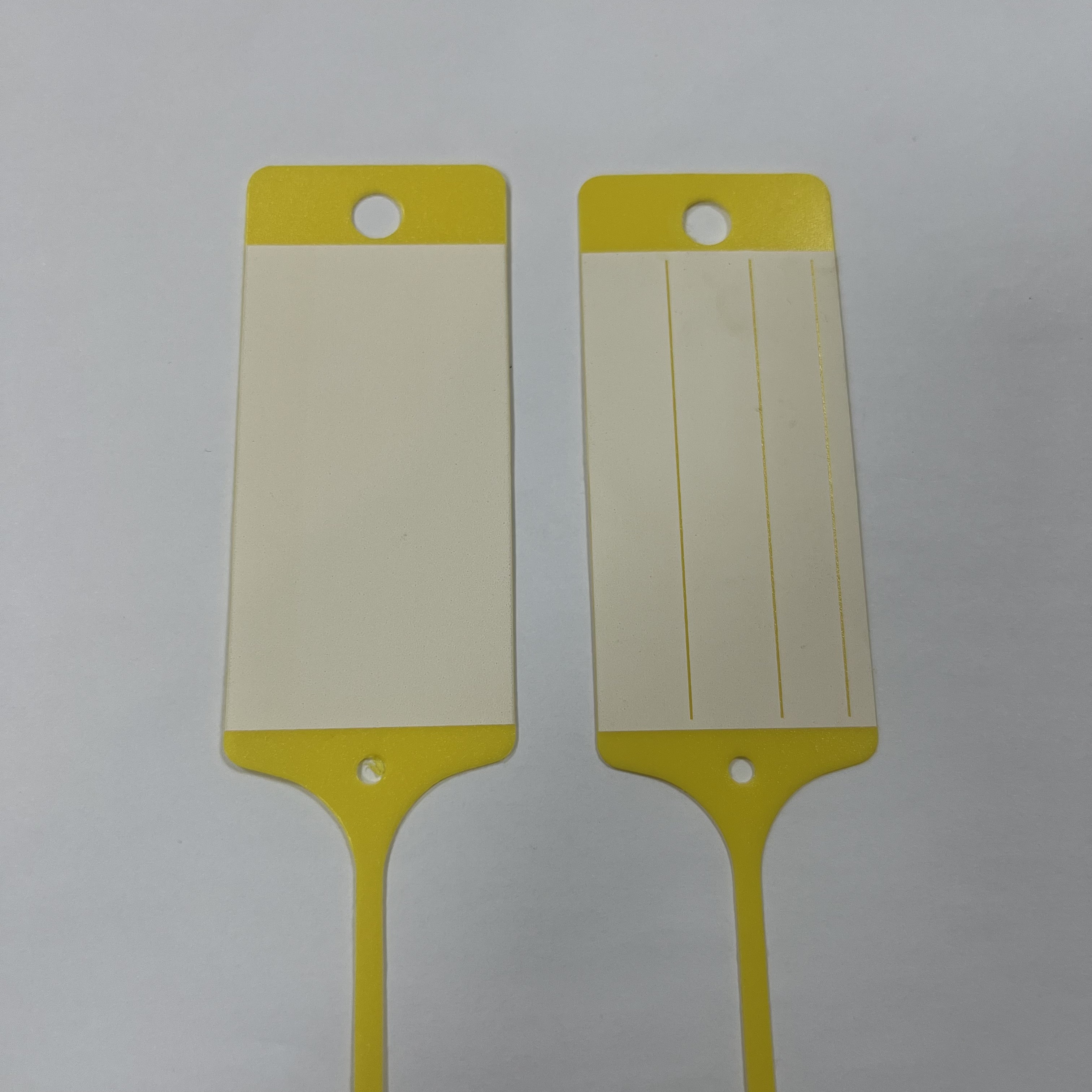 Jaune