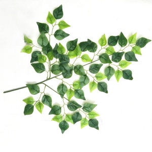 人工ブナの木の葉の茎シルクレッドグリーン3フォークブナの木の枝緑の植物壁花の装飾 - Product Image 4