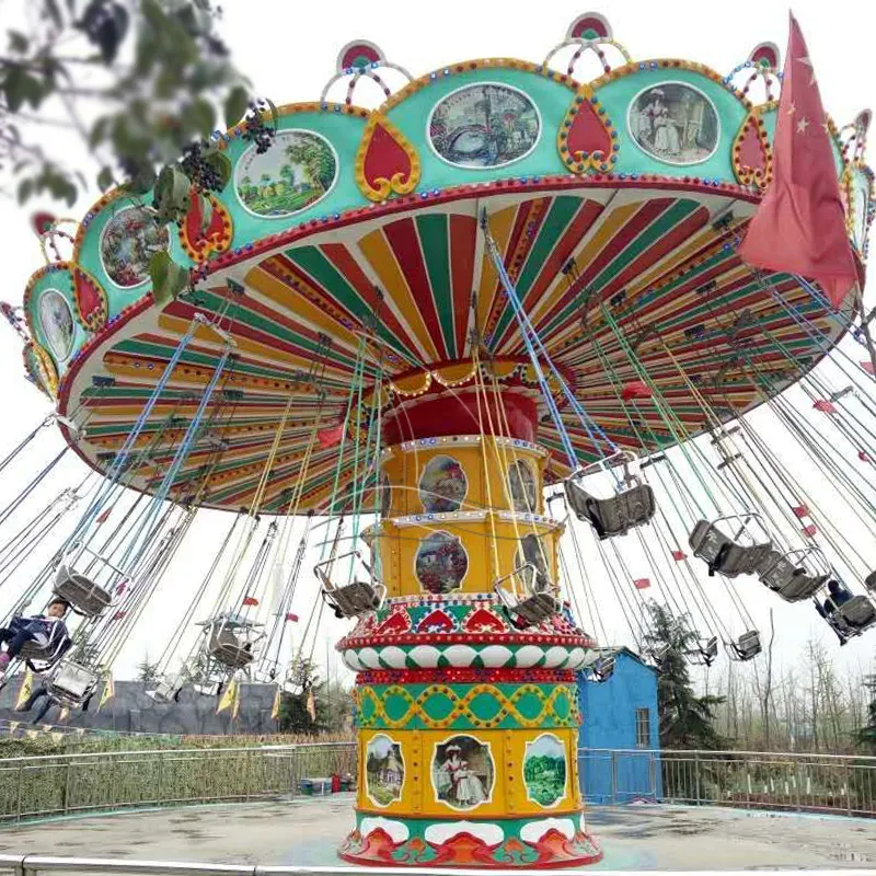 Parque de Atracciones al aire libre, parque de atracciones funfair, carnival, silla voladora, juegos mecánicos, en venta