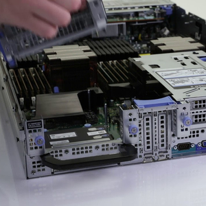 Inter Xeon Gold 5215L 32GB RAMおよび2 * 750w電源を備えたdellR8408SFF用の高性能再生製品R840 - Product Image 6