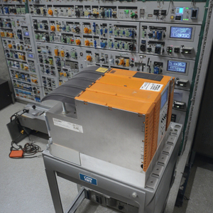 Migliore unità Inverter per applicazioni di programmazione PLC e controllo industriale 8 b0p0220hw00.000-1 - Product Image 5