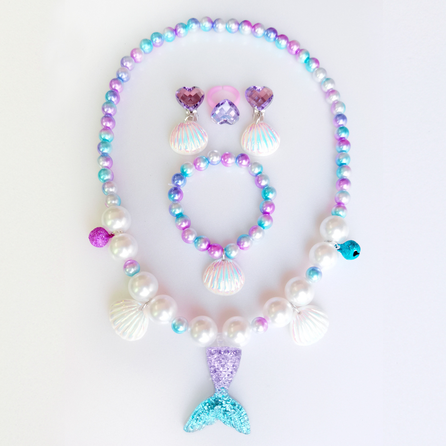 Bijoux violets