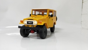LEHOO WPL cingolato fuoristrada RC 1/16 auto da corsa ad alta velocità 2.4G telecomando auto JF40