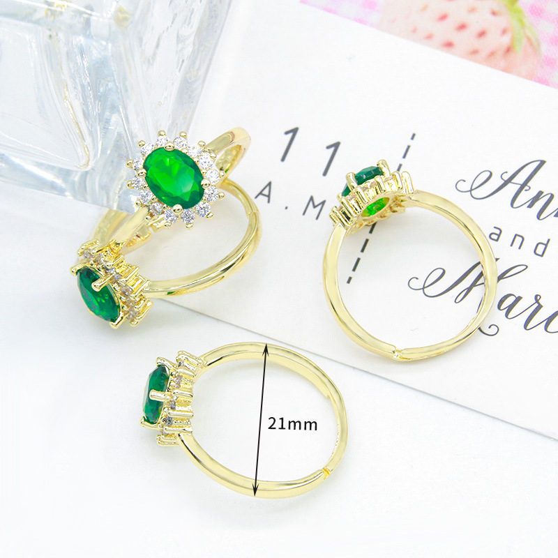 3 Green oval zircon set with diamonds
