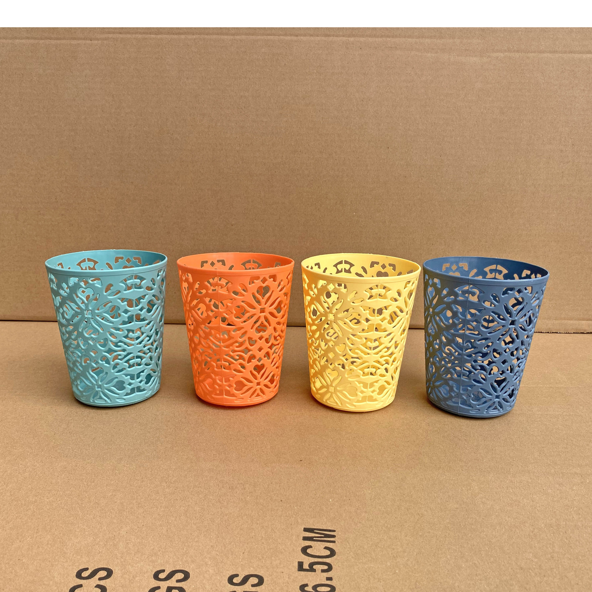 036, panier de rangement quadricolore (480/carton)