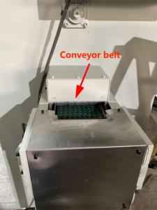 バックプレート回収システム用パスベルトによるブレーキパッド用の高効率スプリットタイプサンドブラストマシン鋼ショットブラスト - Product Image 3
