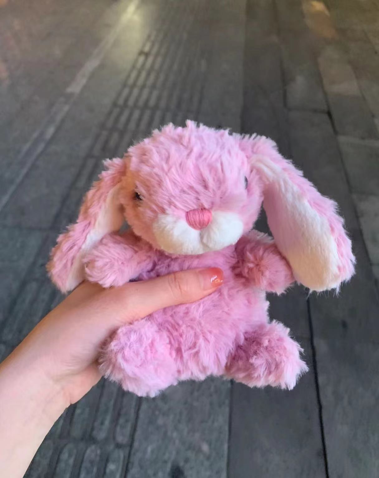 Lapin rose tout doux