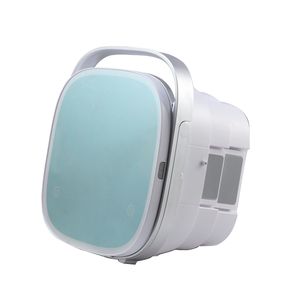 Un mejor dispositivo analizador de piel con algoritmo de máquina de belleza AI portátil Escáner facial 3D con análisis de humedad para uso doméstico - Product Image 2