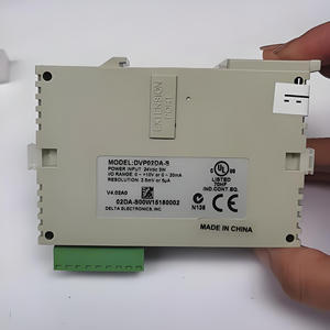100% nuovo e originale DVP04AD-S2 del modulo di controllo logico del programma