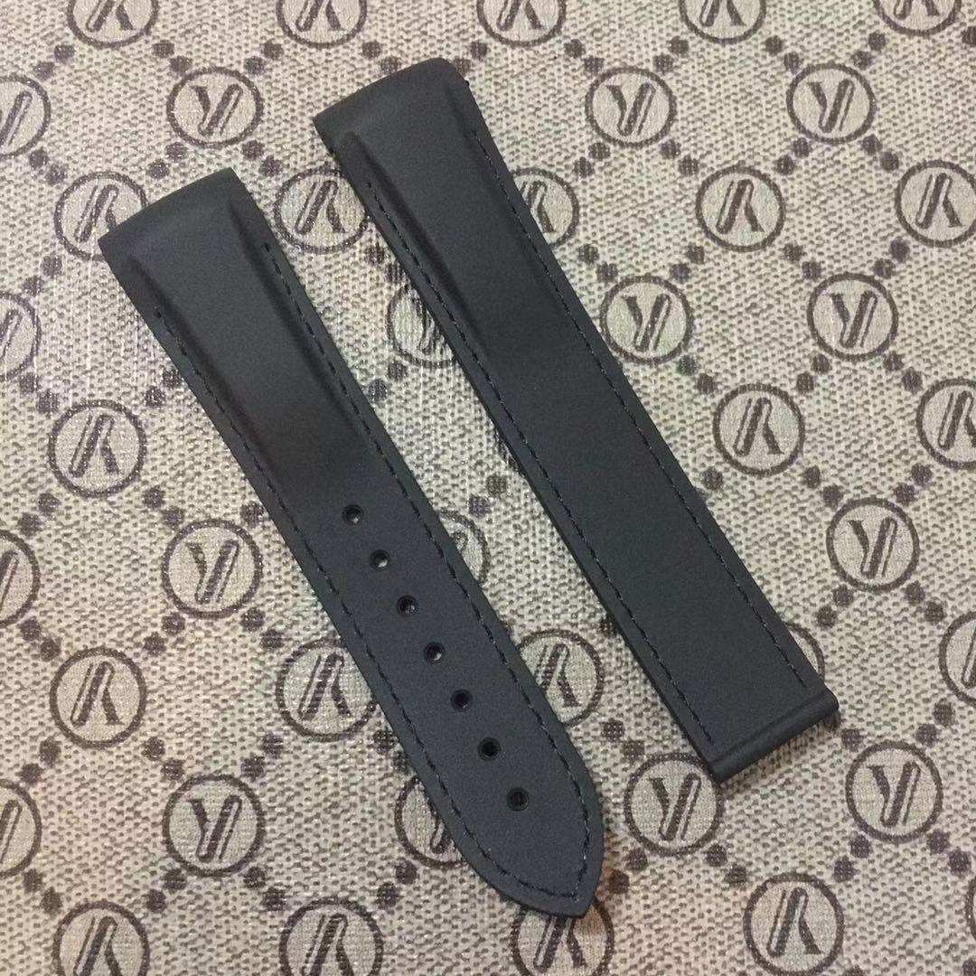 Correa negra costura negra