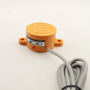 JCW-48QA verschiebung sensor Induktiver Näherung sensor M48 * 32 1-18MM DC10-36V PNP NPN IP67 2/3-Draht - Product Image 2