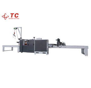 Máquina de carga y descarga automática de alta velocidad TC para línea de laminación de paneles PUR Línea de producción automática de paneles de puertas invisibles - Product Image 4