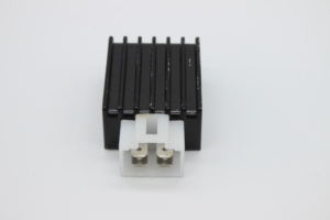 Motosiklet GY6 CD70 JH70 12V voltaj regülatörü doğrultucu çin'de yapılan - Product Image 2