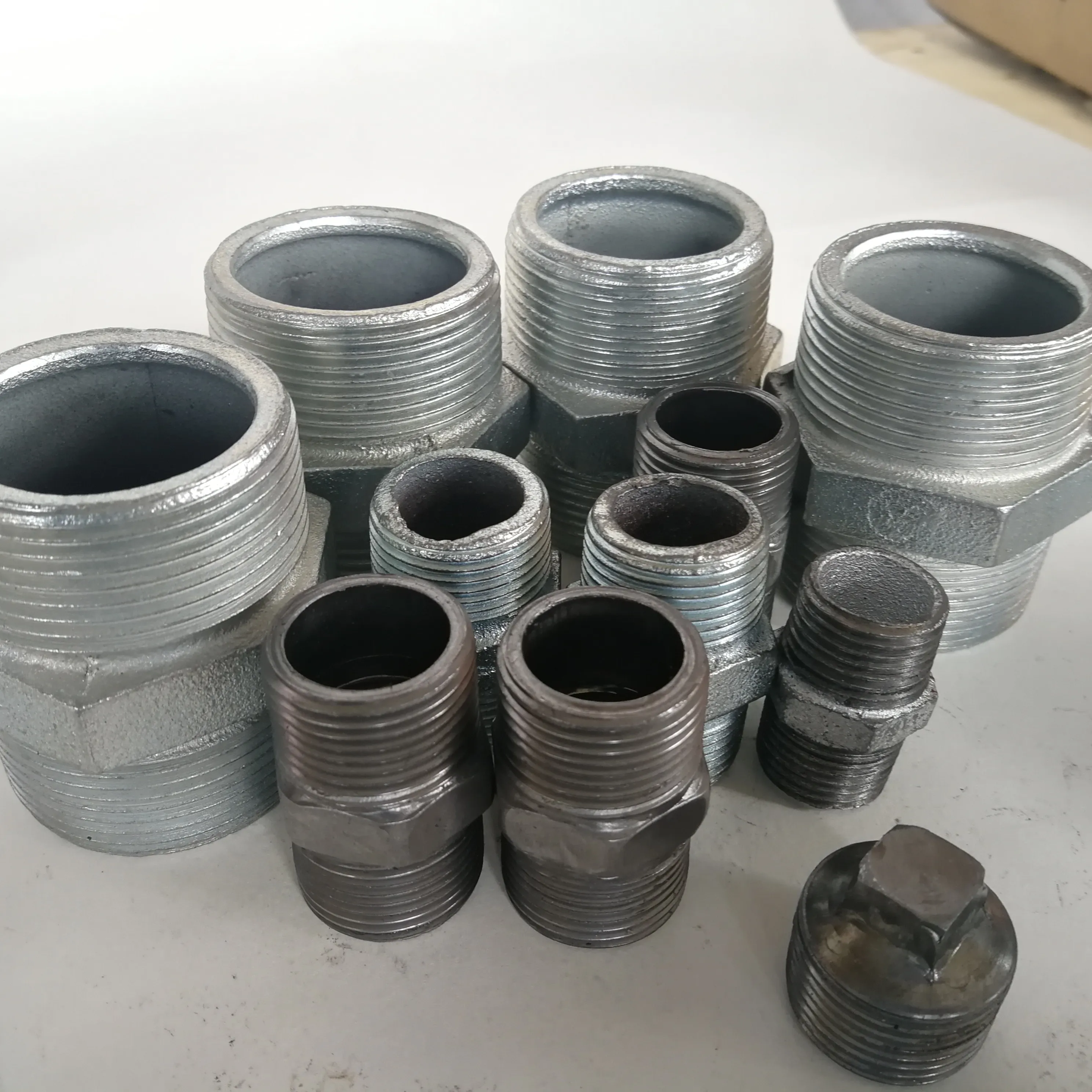 galvanized malleable iron pipe fittings cast iron 90 degree elbow GI hexagon nipple reducer