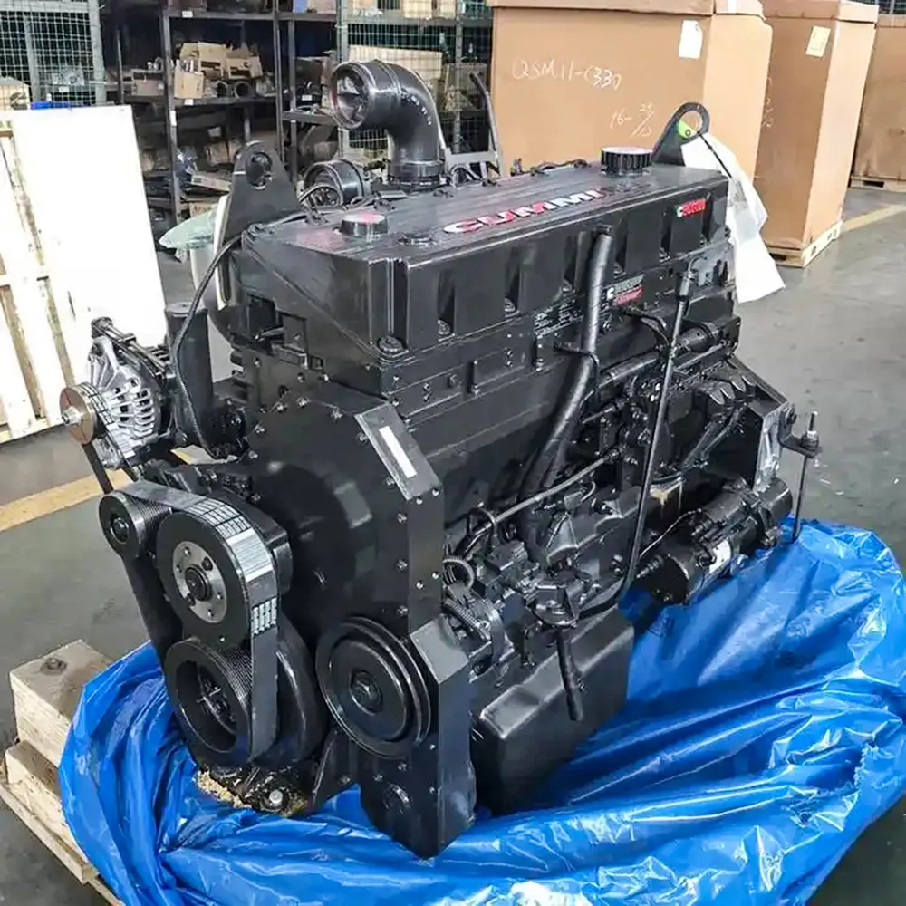 Tout nouveau moteur diesel à quatre temps de refroidissement par eau 300 Hp 400 Hp 450 Hp en Inde à vendre