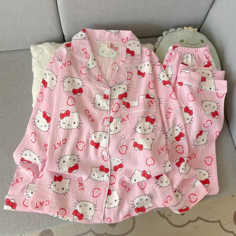 82611 foundation white cat