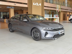 2025 Kia <strong>K5</strong> GT-Line 380T Mid-Size Sedan High FWD Gasoline Cruise <strong>Control</strong> 1.5t 2.0t Dark Interior Automatic Gearbox Turbo AWD - Product Image 6