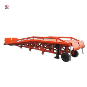 Container Portable Dock Ramp <strong>Platform</strong> Mobile Boarding Bridge Hydraulic <strong>Loading</strong> <strong>and</strong> <strong>Unloading</strong> <strong>Platform</strong>