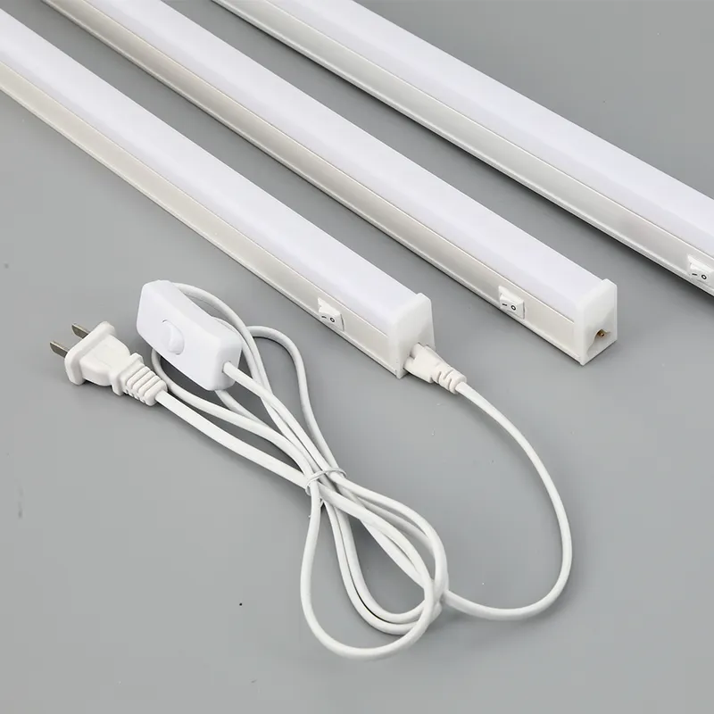 Vente chaude en plastique forme carrée T5 Linkable intégré LED Tube luminaire avec interrupteur haute lumens 100LM/W tube