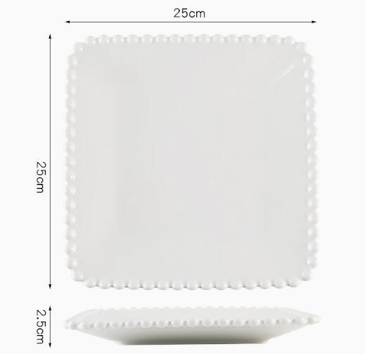 Assiette carrée blanche de 10 pouces