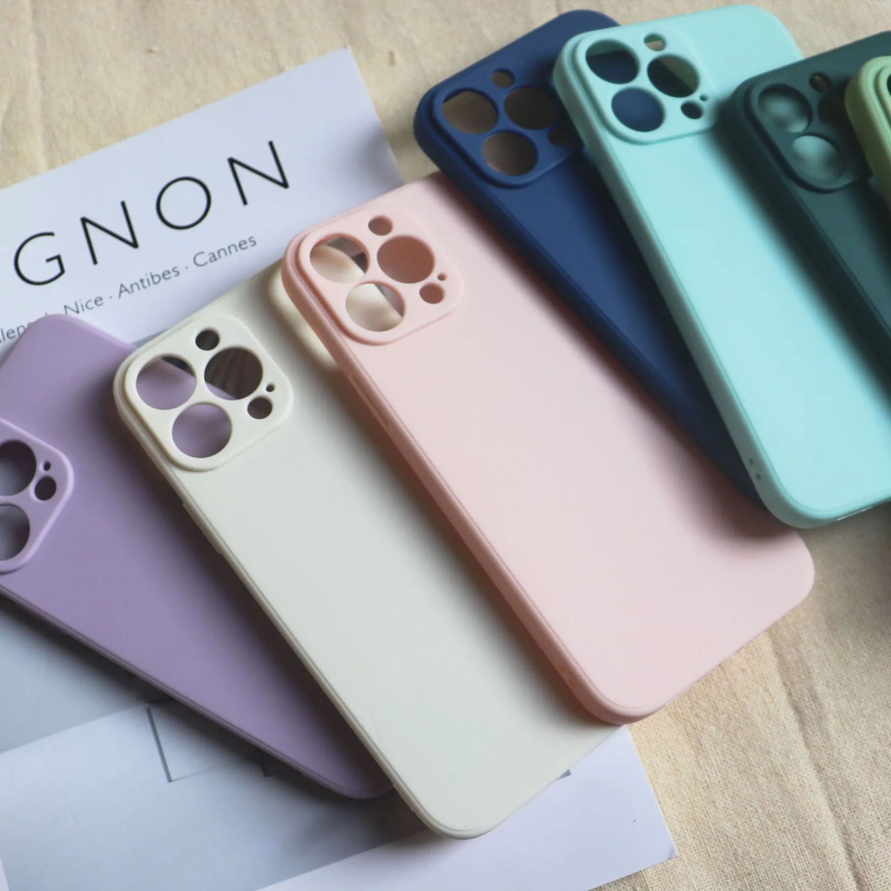 สีที่ปรับแต่งได้ราคาต่ำที่มีประสิทธิภาพเลียนแบบ TPU ซิลิโคนโทรศัพท์กรณีสำหรับโทรศัพท์มือถือทั้งหมด