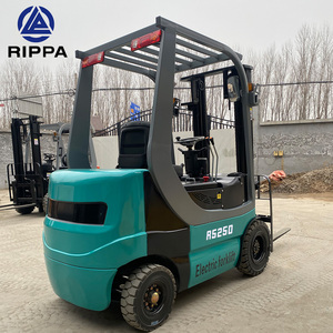 Factory Direct Truck Forklift Small <strong>Automatic</strong> <strong>Loading</strong> <strong>and</strong> <strong>Unloading</strong> 2500Kg 3000Kg Lifting Artifact Portable Electric Forklift