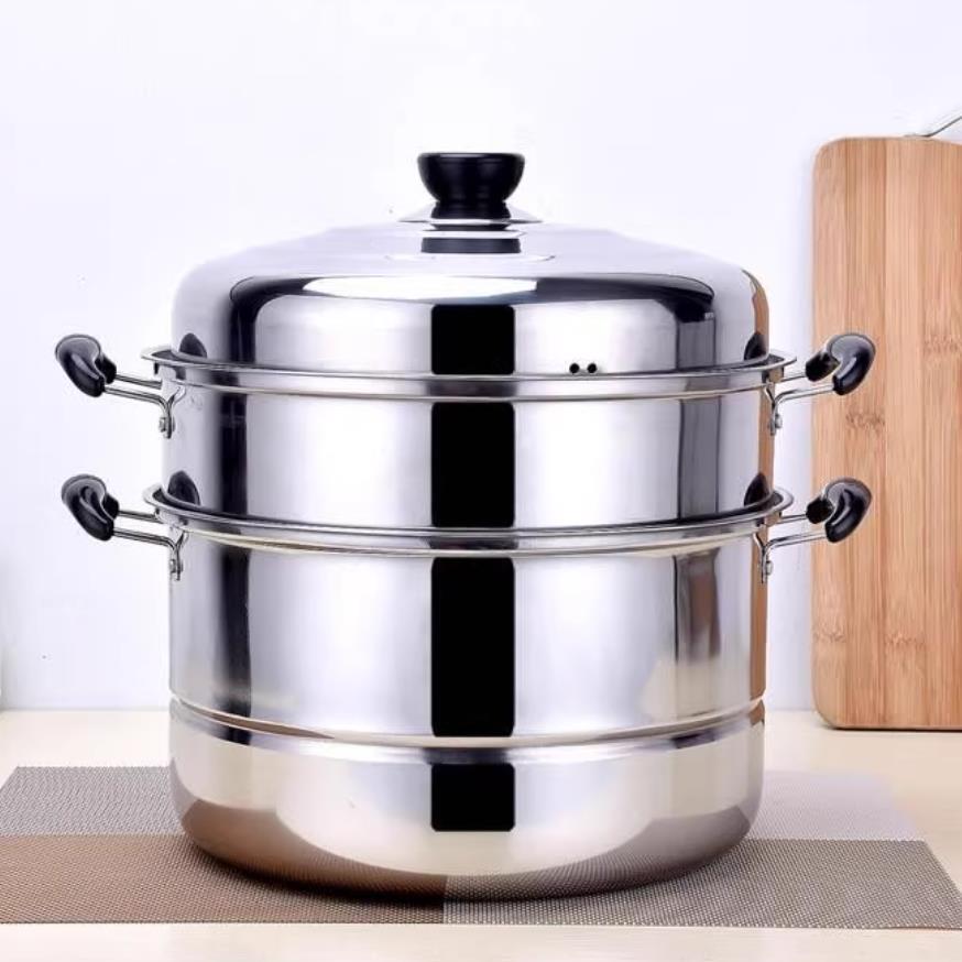 Cuiseur vapeur à trois niveaux (avec 2 plateaux vapeur)