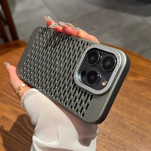 支持定制防水浮动手机壳，适合iPhone 16 Pro Max游泳沙滩使用 - Product Image 5