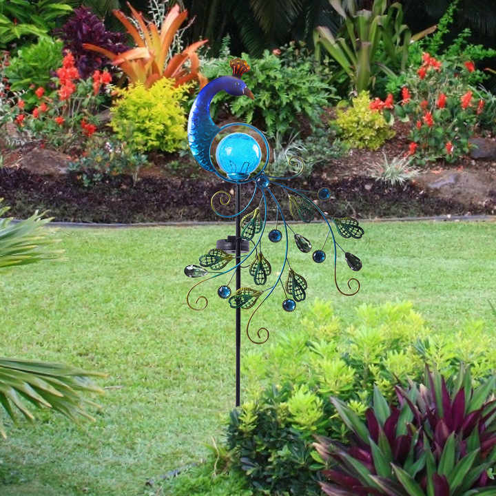 Beautiful Colorful Garden Decoration Wrought Iron Painted Peacock Solar Light Yard Whirligig Stakes Wind Spinners
