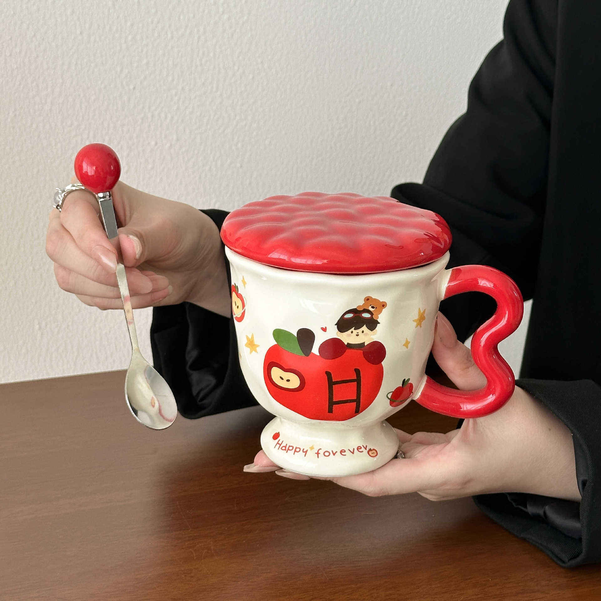 แว่นกันแดดเด็กชาย (ฝาถ้วยและช้อน)