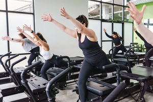 Mesin Pilates Xformer untuk Latihan Seluruh Tubuh, Latihan Otot Inti untuk Menurunkan Berat Badan dan Membentuk Tubuh - Product Image 3