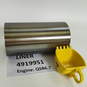 Dizel motor silindiri liner 4919951 3904167 ekskavatör için PC200-8 kepçe WA380-6 motor SAA6D107 QSB6.7 6754-29-2010