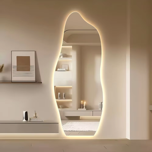 Espelho personalizado do banheiro da fábrica com luz 3 cores Smart Led Espelho Sala <span class=keywords><strong>Backlit</strong></span> Irregular Full Length <span class=keywords><strong>Mirror</strong></span>